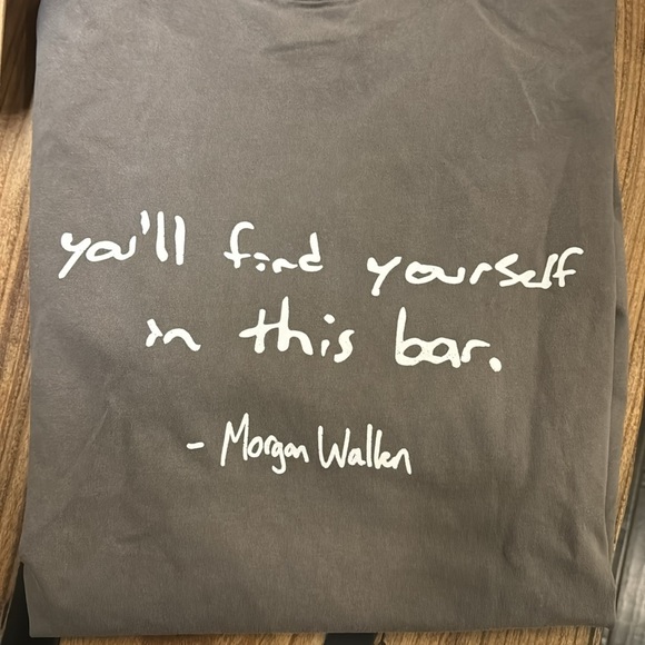 Morgan Wallen short sleeve tshirt from his bar in Nashville never worn. - Picture 2 of 3